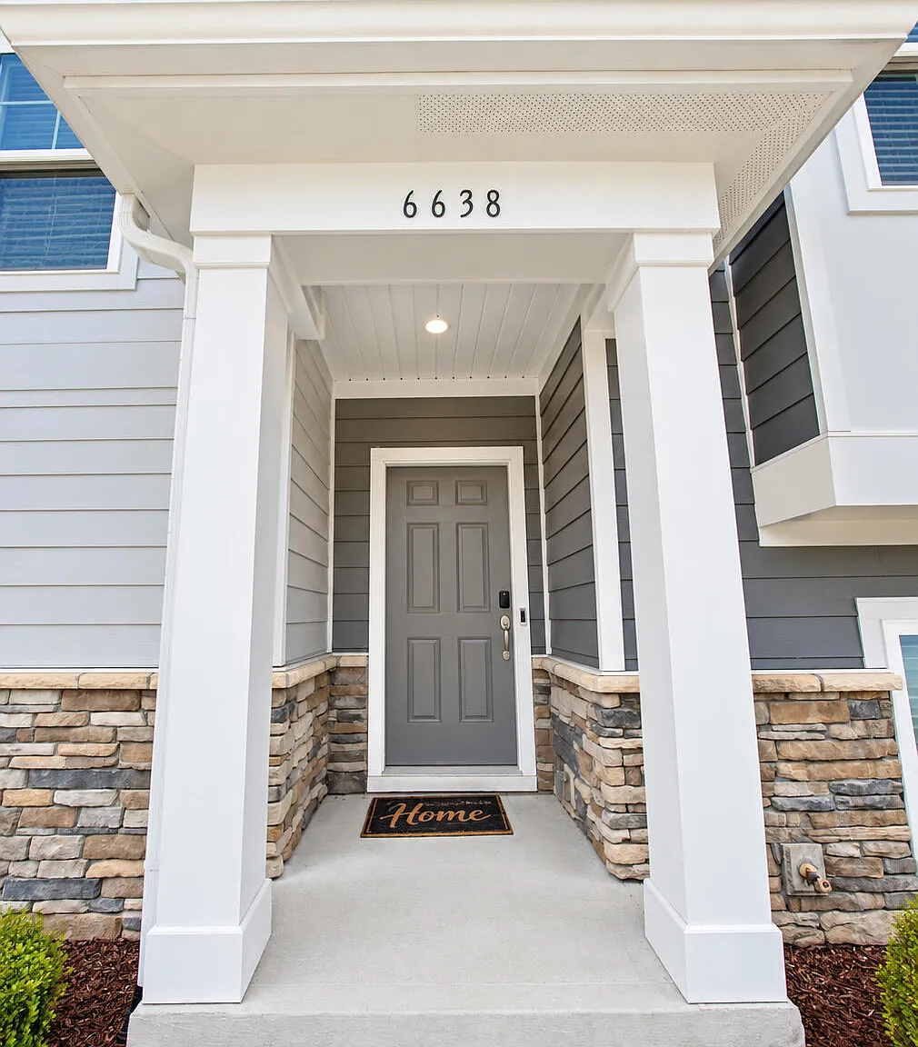 3 bed, 3.5 bath, 1800 sqft, $1,950 — Photo 3