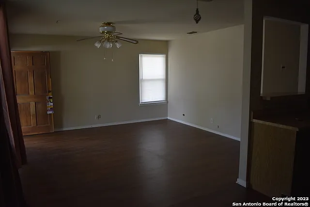 5026 Benham Dr — Photo 5