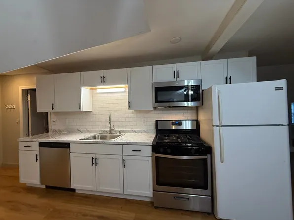 2 Wachusett St #4B, Lowell, MA 01850