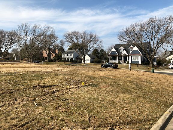 3rd image of 2164 Gregory Pl