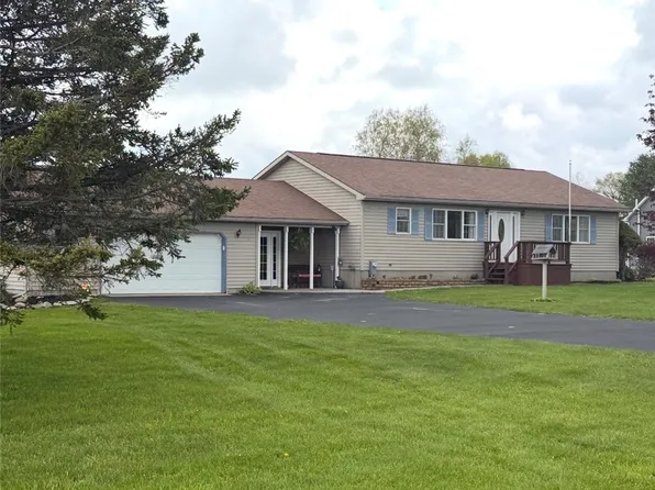 198 Edwards Rd, Lacona, NY 13083