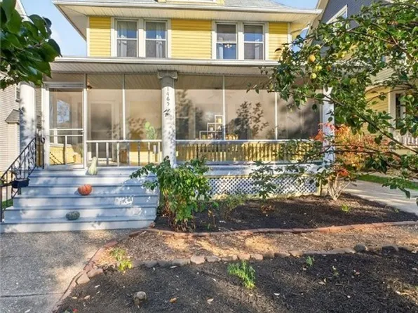 1465 Woodward Ave, Lakewood, OH 44107