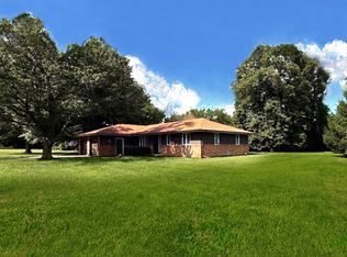 1106 E Pearl Dr, Mahomet, IL 61853