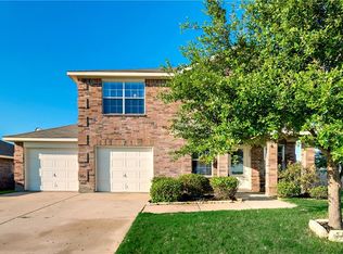 200 Country Meadows Blvd, Waxahachie, TX 75165