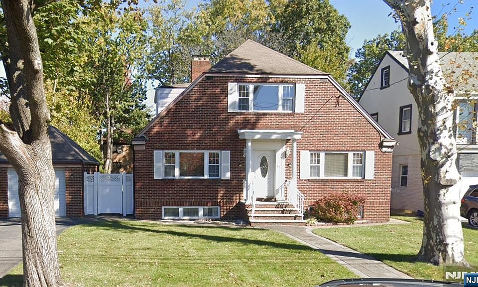 1st image of 97 Riverview Avenue