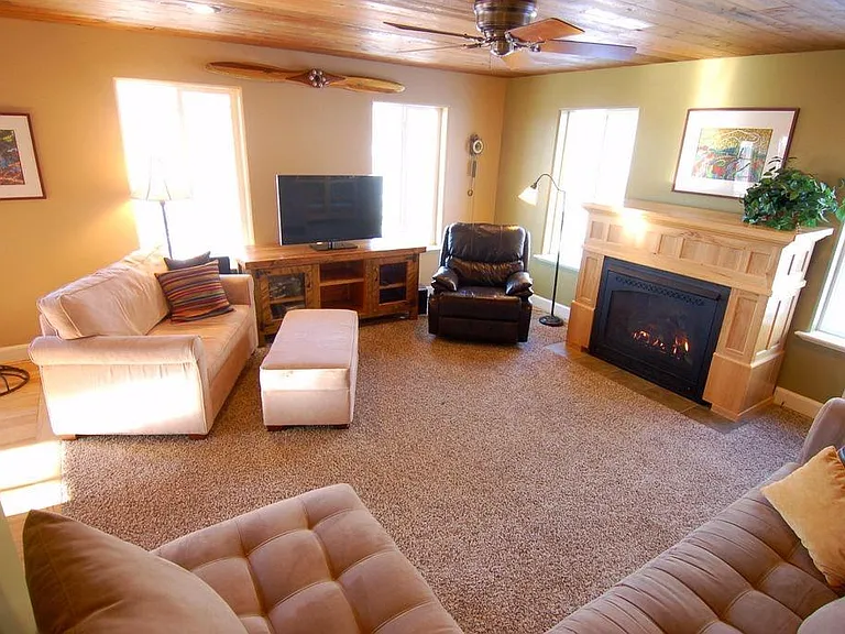 1707 Aspen Heights Dr — Photo 5