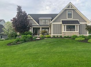 3877 Lake Birch St NE, Grand Rapids, MI 49525