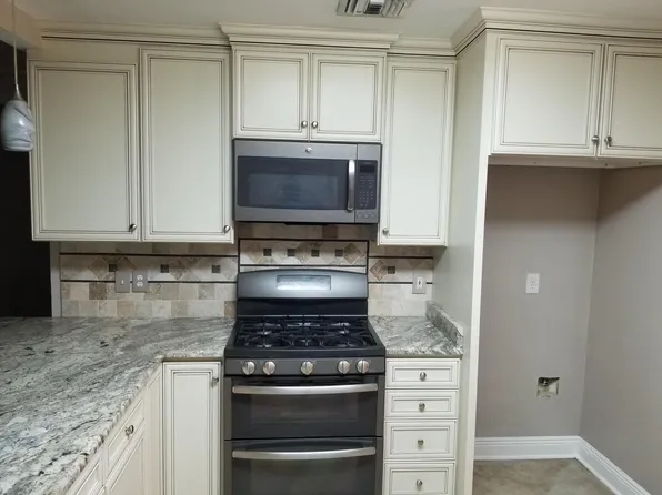 109 Saint Jude Pl, Marrero, LA 70072