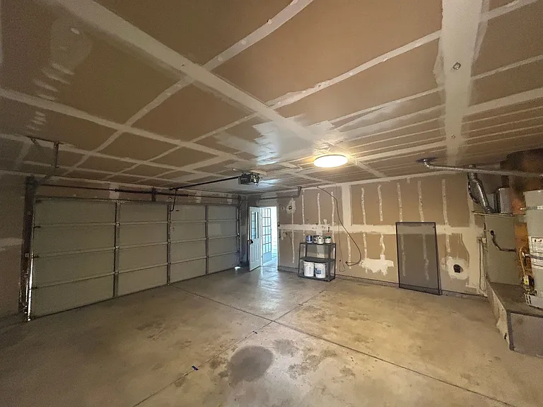 9428 Newington Way — Photo 19