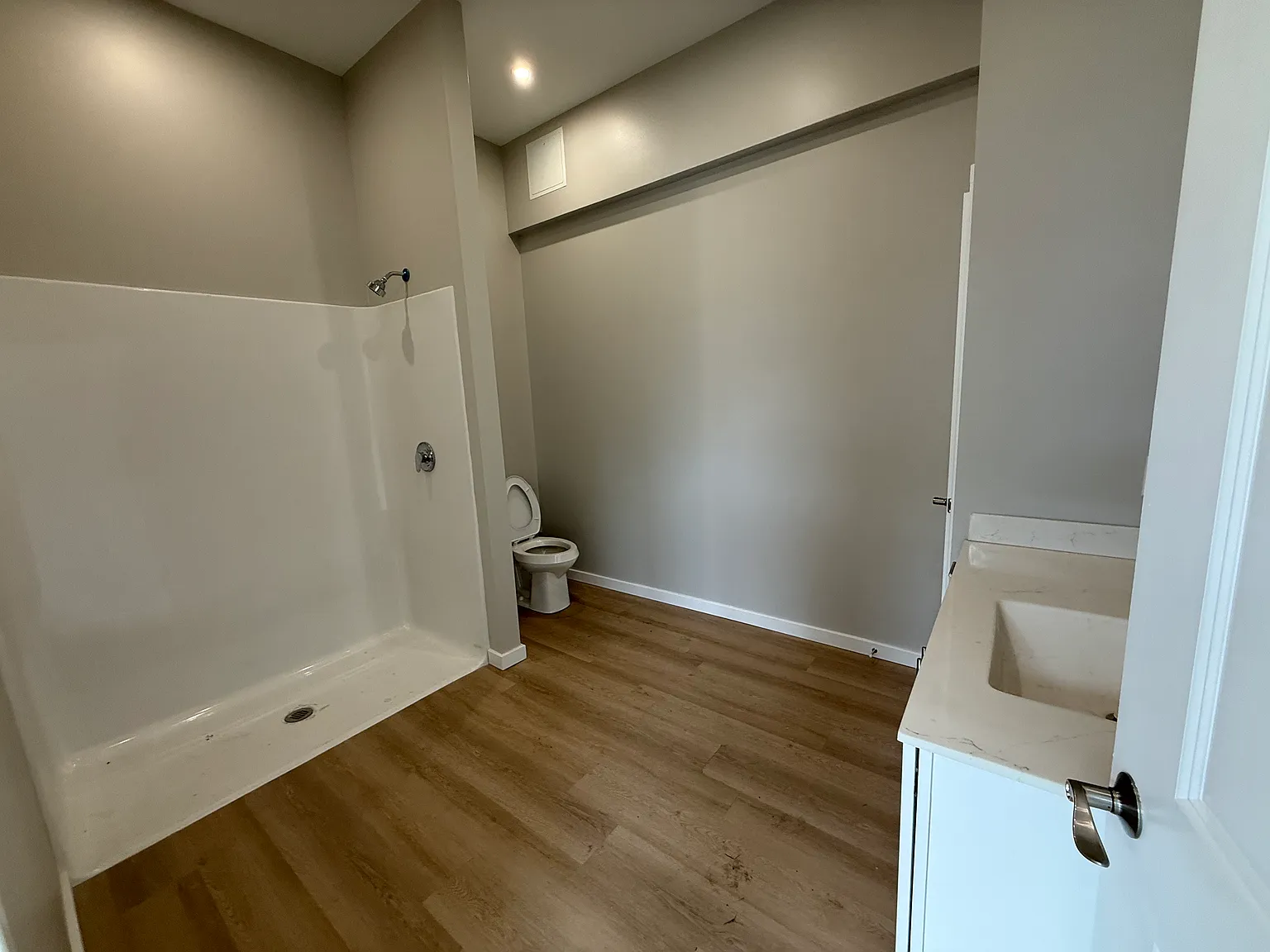 33 E Buffalo St — Photo 3