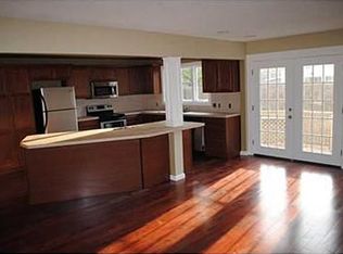 7964 Teakwood Dr, Jenison, MI 49428