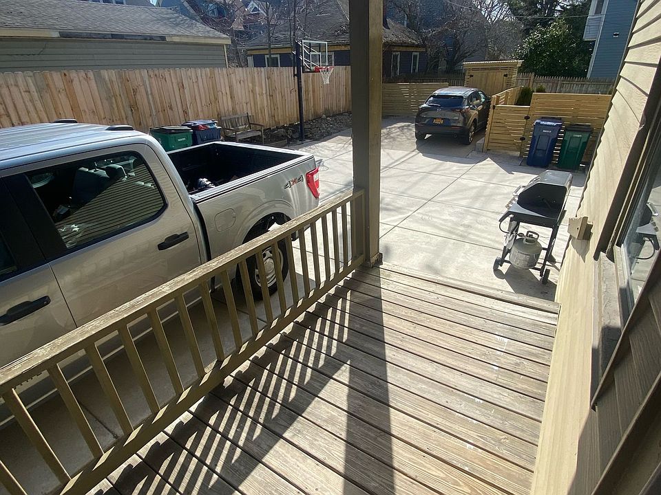 1st image of 124 Highland Ave Front 1