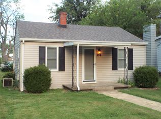 104 S Railway St, New Baden, IL 62265