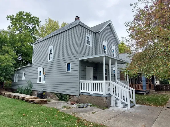 805 NE Monroe St, Peoria, IL 61603