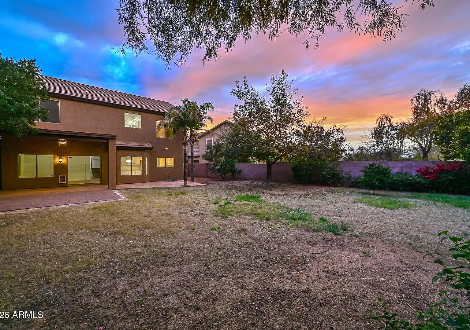 4 bed, 2.5 bath, 2359 sqft, $3,000 — Photo 3