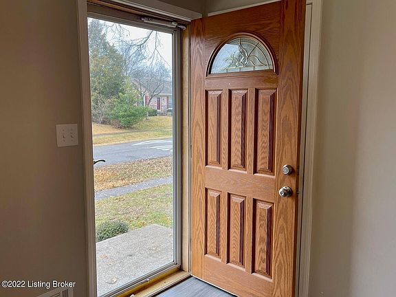 9019 Brandywyne Dr - 24