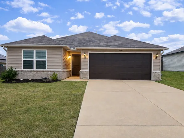 3008 Emerald Park Trl, Bauxite, AR
