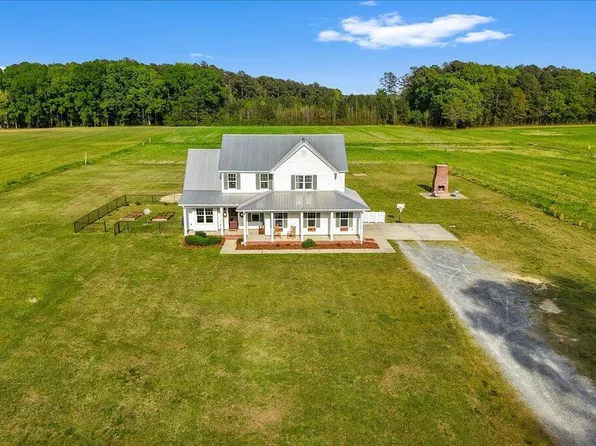 2031 Devils Racetrack Road, Four Oaks, NC 27524