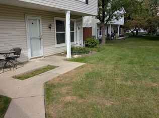 2167 N Heather Ln, Palatine, IL 60074