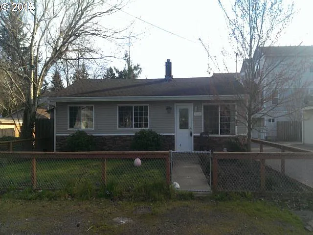 11770 SE Harold St #2 photo 1