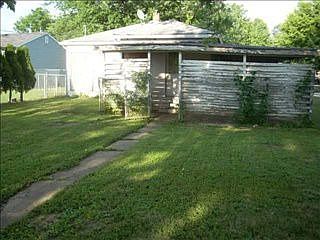 2nd image of 3144 4th Ave E