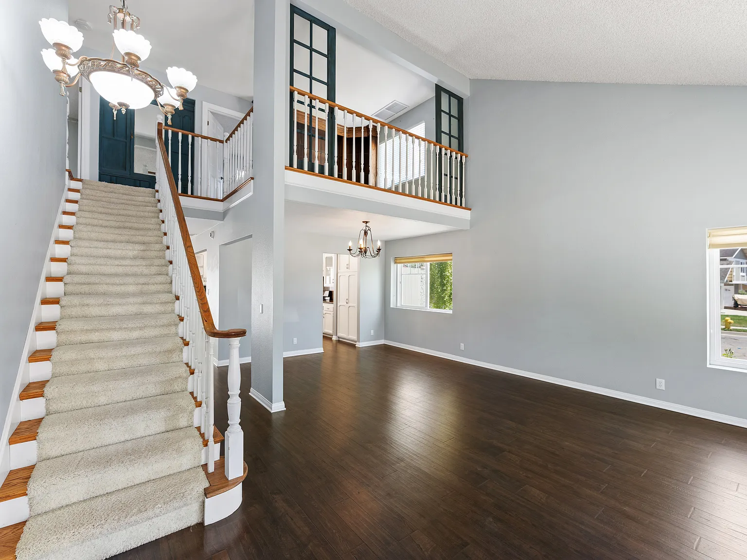 3 bed, 2.5 bath, 1858 sqft, $4,600 — Photo 4
