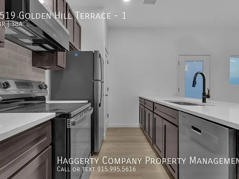 1519 Golden Hill Ter #1 — Photo 12