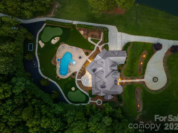 525 Lake Lynn Rd, Concord, NC 28025