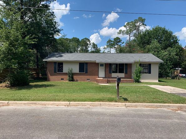 514 Giddens Dr