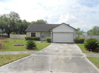 2028 Rudder Dr, Valrico, FL 33594