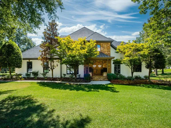 200 Sologne Ct, Little Rock, AR 72223