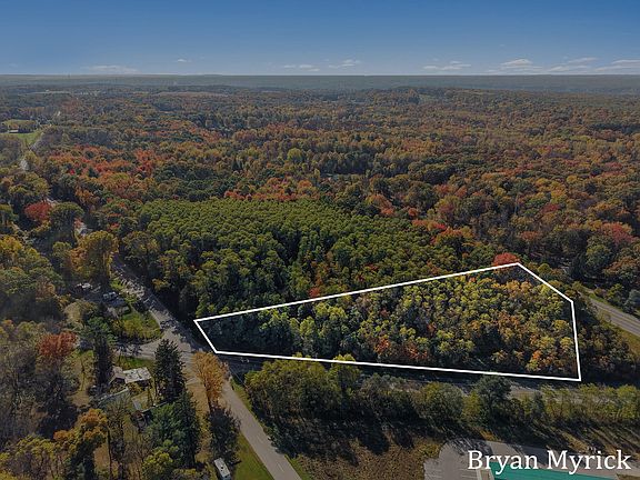2nd image of 2352 Taft Rd Lot 1