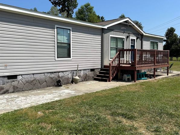 3678 County Road 120, Valley Head, AL 35989
