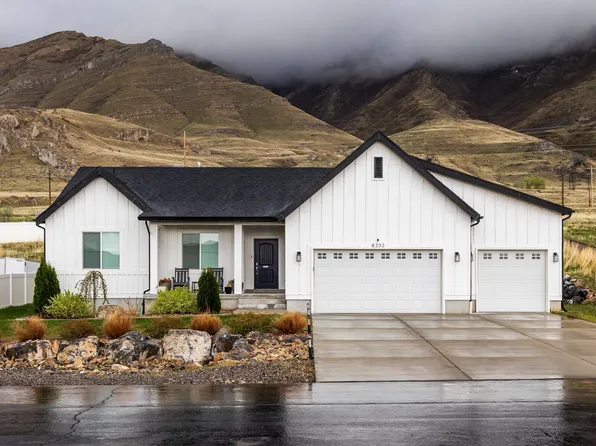 8232 N Iron Horse Dr E, Tooele, UT 84074
