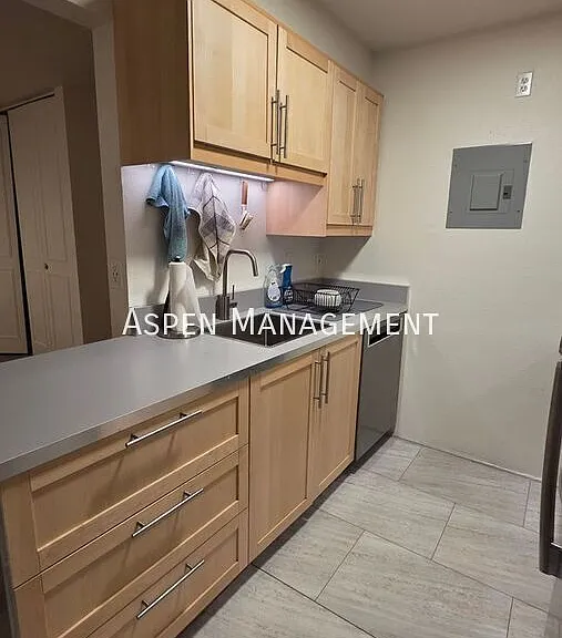2227 Canyon Blvd #204A — Photo 5