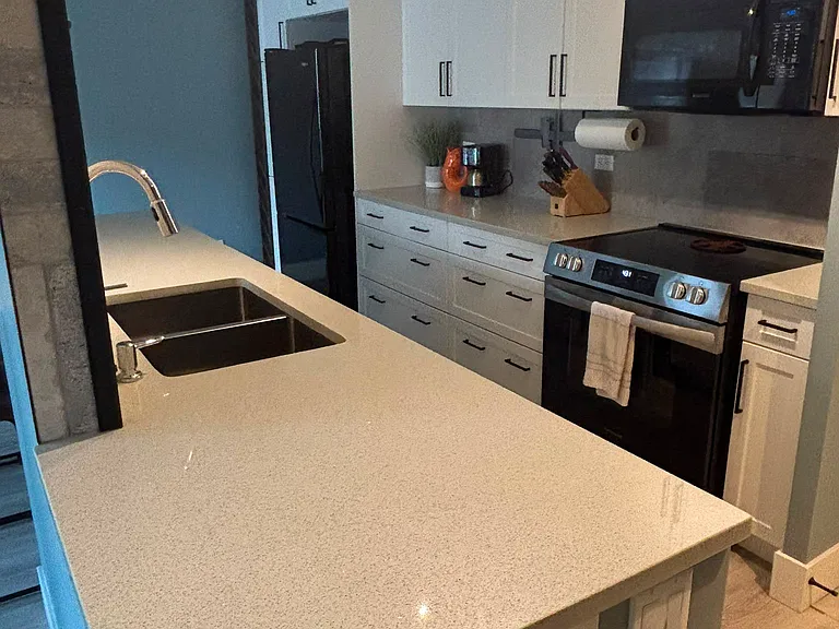 1027 Cameron Ave SW #108 — Photo 5