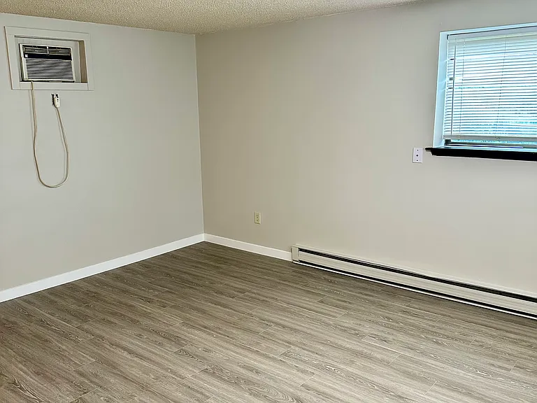 6104 N Mayfair St #1 — Photo 2