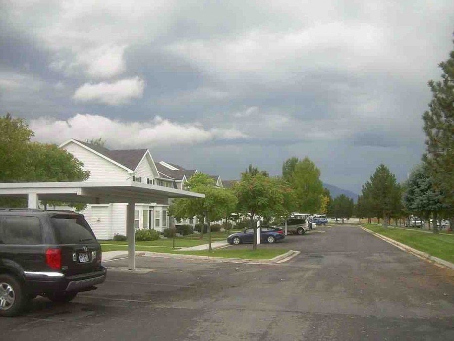 2nd image of 988 N Independence Ave