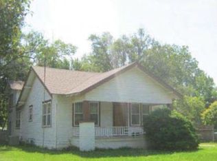 754 S Spruce St, Wichita, KS 67211