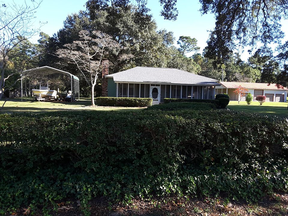 2nd image of 755 Levee Dr