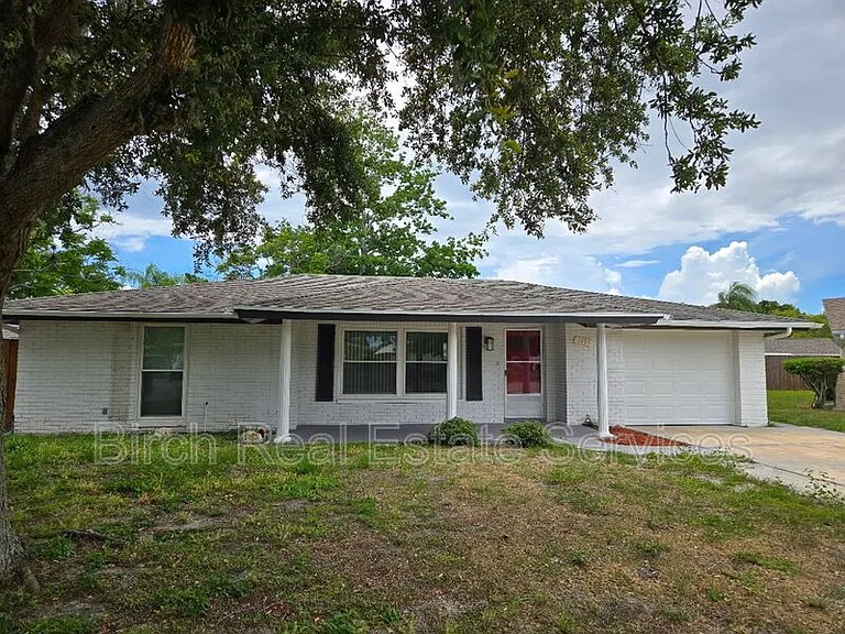 7435 Live Oak Ln — Photo 18