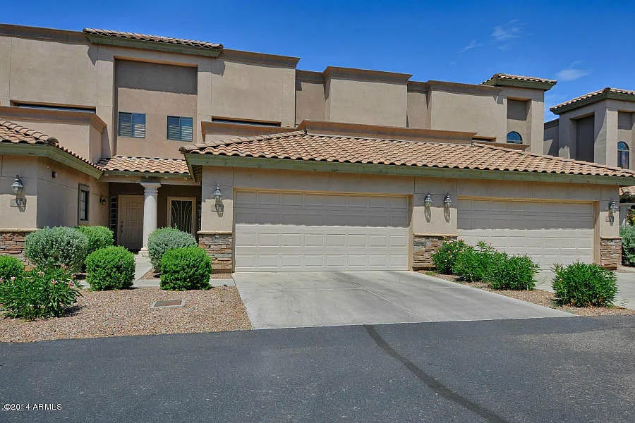 3 bed, 1461 sqft, $2,795 — Photo 1