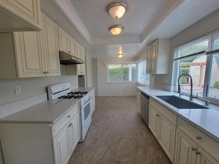 7381 Sago Ct — Photo 14