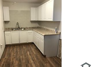 409 Tennessee St SE #B, Albuquerque, NM 87108
