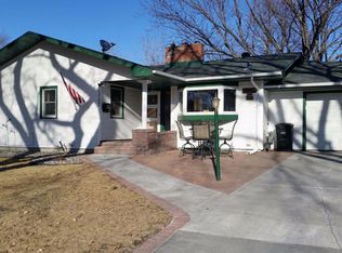 1707 Plumtree Rd N, Fargo, ND 58102