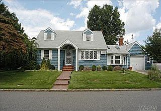 1st image of 31 Russell St
