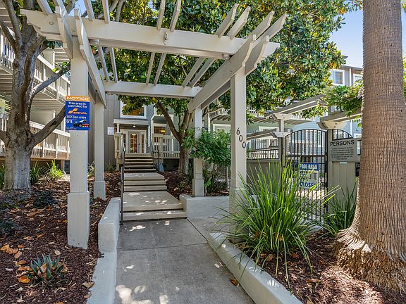 RPA Exterior