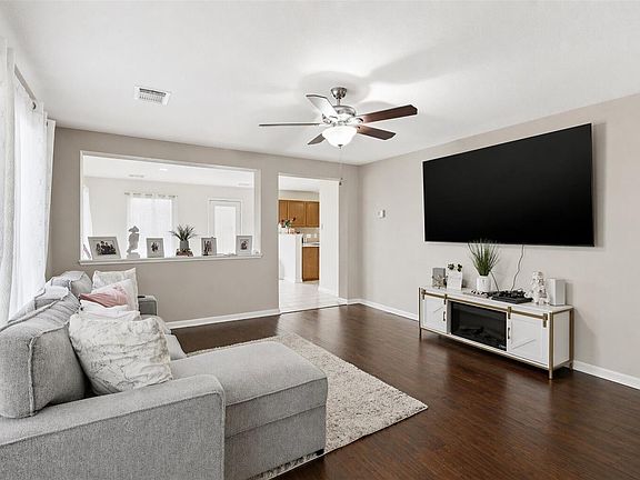 4th image of 3010 Swift Brook Glen Way