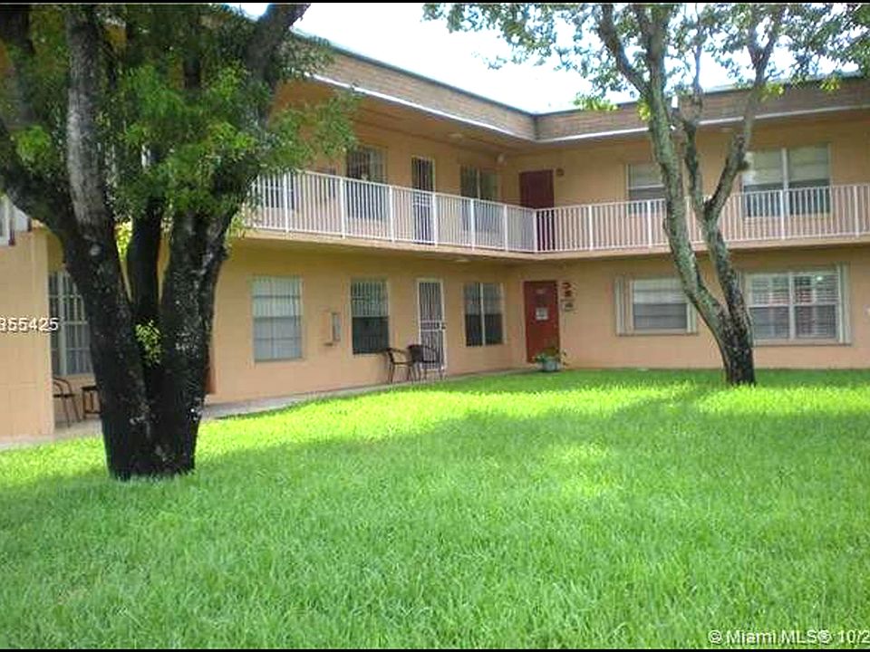 2nd image of 12820 SW 43rd Dr APT 132B