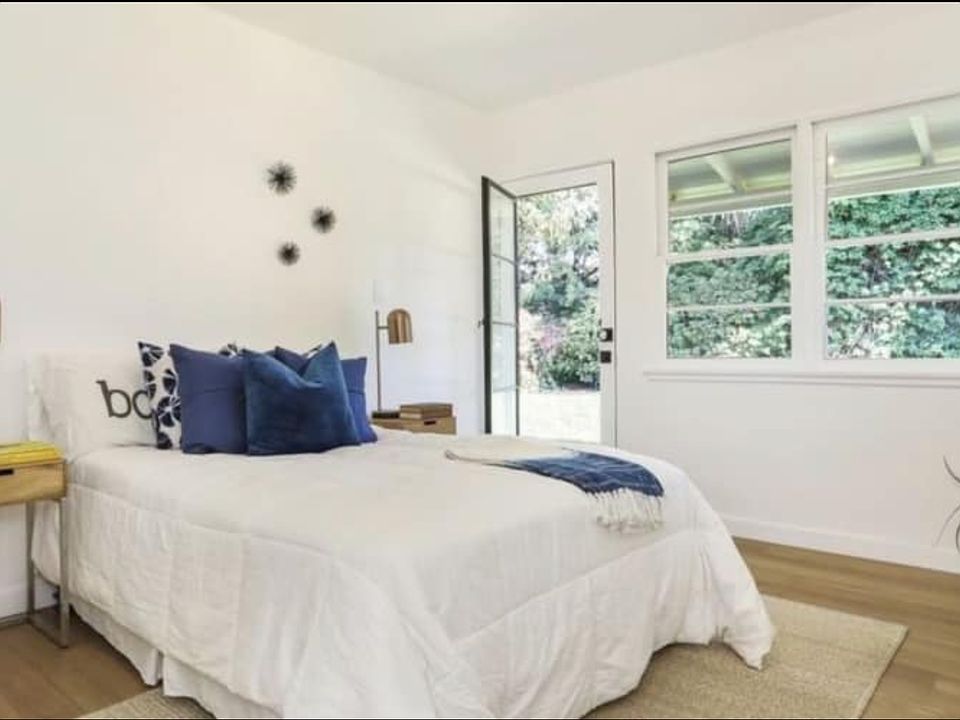 1st image of 942 Olancha Dr